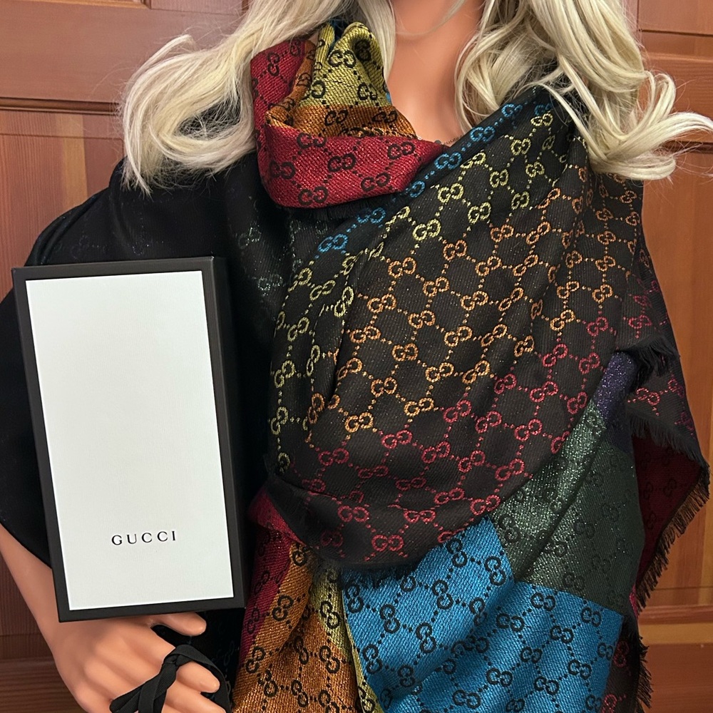 Authentic Gucci OmbrΓ© Multicolored Scarf.
(with dust bag and box)